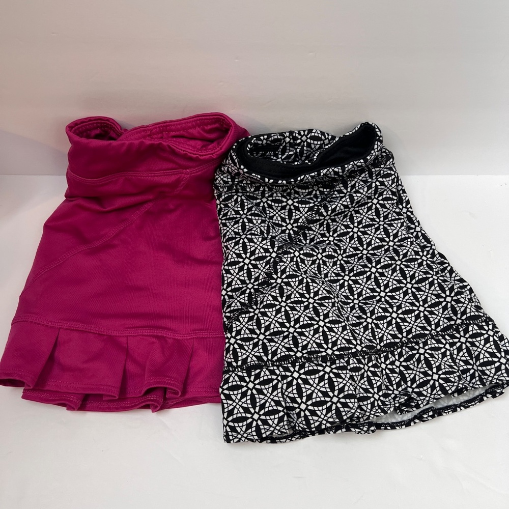 Set of 2 lola Polyester Spandex Skorts Mini Woman’s Small Pink Black White AOP